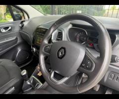 Renault Captur With only 37,800 miles on the clock, this 2019 Renault Captur Iconic is a great optio - 21