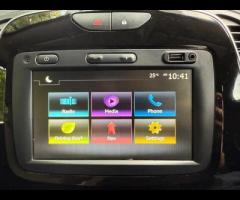 Renault Captur With only 37,800 miles on the clock, this 2019 Renault Captur Iconic is a great optio - 27