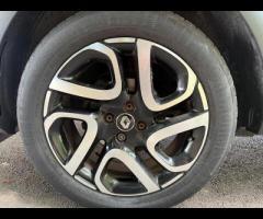 Renault Captur With only 37,800 miles on the clock, this 2019 Renault Captur Iconic is a great optio - 41