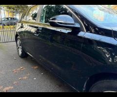 Hyundai i30 Discover this 2017 Hyundai i30 T GDi SE Nav, a well presented example that offers a blen - 9