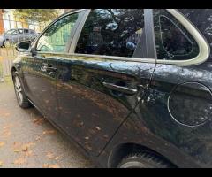 Hyundai i30 Discover this 2017 Hyundai i30 T GDi SE Nav, a well presented example that offers a blen - 17