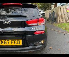 Hyundai i30 Discover this 2017 Hyundai i30 T GDi SE Nav, a well presented example that offers a blen - 19