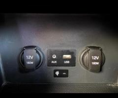 Hyundai i30 Discover this 2017 Hyundai i30 T GDi SE Nav, a well presented example that offers a blen - 42