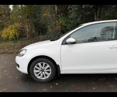 Volkswagen Golf This Volkswagen Golf TSI S from 2011 offers excellent value, boasting a low insuranc - 5