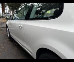 Volkswagen Golf This Volkswagen Golf TSI S from 2011 offers excellent value, boasting a low insuranc - 18