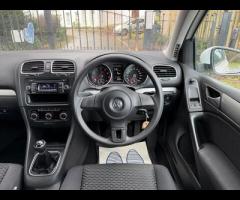 Volkswagen Golf This Volkswagen Golf TSI S from 2011 offers excellent value, boasting a low insuranc - 30