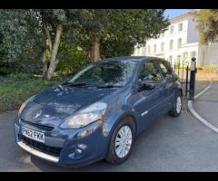 Renault Clio The 2012 Renault Clio Expression + is a practical and stylish car, equipped with a 1.2L