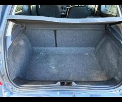 Renault Clio The 2012 Renault Clio Expression + is a practical and stylish car, equipped with a 1.2L - 17