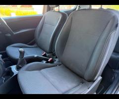 Renault Clio The 2012 Renault Clio Expression + is a practical and stylish car, equipped with a 1.2L - 19