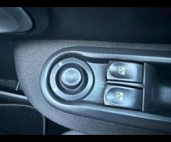 Renault Clio The 2012 Renault Clio Expression + is a practical and stylish car, equipped with a 1.2L - 26