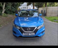 Nissan Qashqai This 2018 Nissan Qashqai dCi Acenta Premium is a smart choice. As a Euro 6 compliant - 2