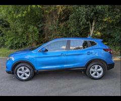Nissan Qashqai This 2018 Nissan Qashqai dCi Acenta Premium is a smart choice. As a Euro 6 compliant - 3