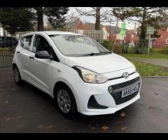 Hyundai i10 This 2018 Hyundai i10 S presents a superb example with remarkably low mileage for its ag - 3