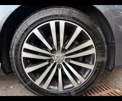 Volkswagen Passat This 2012 Volkswagen Passat TDI Sport presents an exceptional opportunity with its - 44