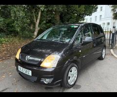 Vauxhall Meriva This 2010 Vauxhall Meriva i Design is a well maintained example, offering a practica