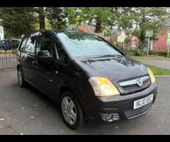 Vauxhall Meriva This 2010 Vauxhall Meriva i Design is a well maintained example, offering a practica - 3