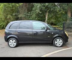 Vauxhall Meriva This 2010 Vauxhall Meriva i Design is a well maintained example, offering a practica - 10