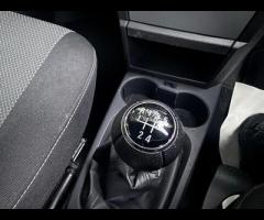 Vauxhall Meriva This 2010 Vauxhall Meriva i Design is a well maintained example, offering a practica - 26