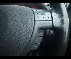 Vauxhall Meriva This 2010 Vauxhall Meriva i Design is a well maintained example, offering a practica - 27