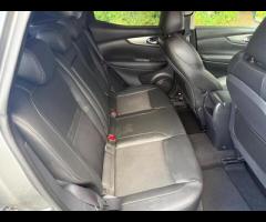 Nissan Qashqai This 2018 Nissan Qashqai DIG-T N-Connecta offers a blend of practicality and modern f - 15