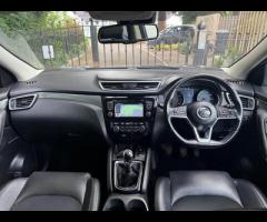 Nissan Qashqai This 2018 Nissan Qashqai DIG-T N-Connecta offers a blend of practicality and modern f - 23