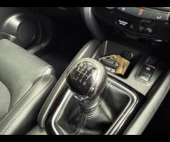 Nissan Qashqai This 2018 Nissan Qashqai DIG-T N-Connecta offers a blend of practicality and modern f - 29