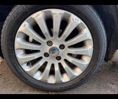 Ford Ka With only two previous owners, this 2010 Ford Ka 1.2L Petrol Zetec offers a compelling blend - 42