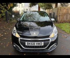 Peugeot 208 This 2018 Peugeot 208 Tech Edition offers a superb blend of style and practicality, maki - 2