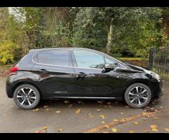 Peugeot 208 This 2018 Peugeot 208 Tech Edition offers a superb blend of style and practicality, maki - 8
