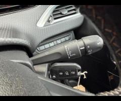 Peugeot 208 This 2018 Peugeot 208 Tech Edition offers a superb blend of style and practicality, maki - 31