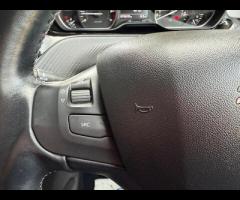 Peugeot 208 This 2018 Peugeot 208 Tech Edition offers a superb blend of style and practicality, maki - 33