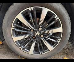 Peugeot 208 This 2018 Peugeot 208 Tech Edition offers a superb blend of style and practicality, maki - 43