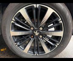 Peugeot 208 This 2018 Peugeot 208 Tech Edition offers a superb blend of style and practicality, maki - 44