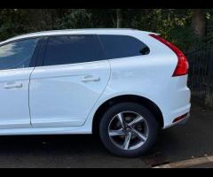 Volvo XC60 This 2014 Volvo XC60 D4 R Design Nav presents an exceptional opportunity with its remarka - 6