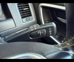 Volvo XC60 This 2014 Volvo XC60 D4 R Design Nav presents an exceptional opportunity with its remarka - 31