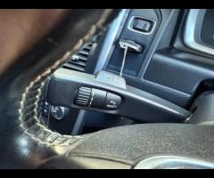 Volvo XC60 This 2014 Volvo XC60 D4 R Design Nav presents an exceptional opportunity with its remarka - 32