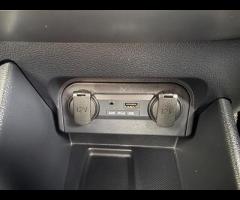 Kia Rio Discover this 2014 Kia Rio VR7, a remarkably well kept example with an exceptionally low mil - 25