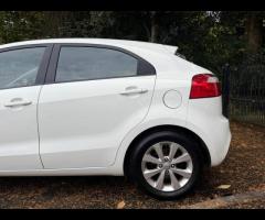 Kia Rio Discover this 2014 Kia Rio VR7, a remarkably well kept example with an exceptionally low mil - 31