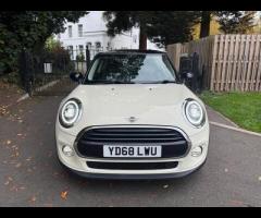 MINI Hatch This 2018 MINI Hatch Cooper offers an exceptional blend of style and efficiency, boasting - 2