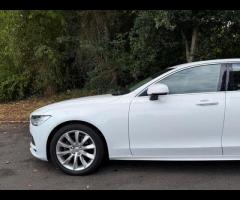 Volvo S90 Discover this exceptional 2020 Volvo S90 D4 Momentum Plus, boasting remarkably low mileage - 5