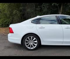 Volvo S90 Discover this exceptional 2020 Volvo S90 D4 Momentum Plus, boasting remarkably low mileage - 11