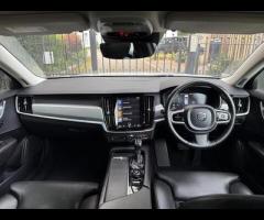 Volvo S90 Discover this exceptional 2020 Volvo S90 D4 Momentum Plus, boasting remarkably low mileage - 23