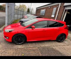Ford Focus THIS 2015 FORD FOCUS TDCI ZETEC S PRESENTS A REMARKABLY LOW MILEAGE FOR ITS AGE, THE CAR - 5