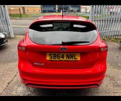 Ford Focus THIS 2015 FORD FOCUS TDCI ZETEC S PRESENTS A REMARKABLY LOW MILEAGE FOR ITS AGE, THE CAR - 9