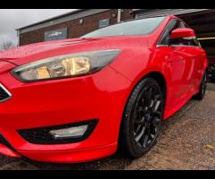 Ford Focus THIS 2015 FORD FOCUS TDCI ZETEC S PRESENTS A REMARKABLY LOW MILEAGE FOR ITS AGE, THE CAR - 16