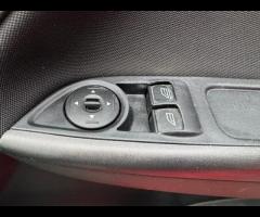 Ford Focus THIS 2015 FORD FOCUS TDCI ZETEC S PRESENTS A REMARKABLY LOW MILEAGE FOR ITS AGE, THE CAR - 40