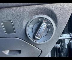 SEAT Leon WITH ONLY ONE OWNER, THIS CAR COMES WITH FULL MAINTENAINCE & SERVICE HISTORY, JUST HAD - 53