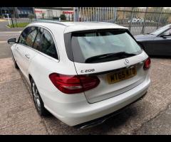 Mercedes-Benz C Class GREAT SPEC, PREMIUM MODEL,2 KEYS, RECENT SERVICE, 7 SERVICES IN TOTAL INCLUDIN - 2