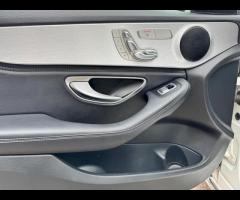 Mercedes-Benz C Class GREAT SPEC, PREMIUM MODEL,2 KEYS, RECENT SERVICE, 7 SERVICES IN TOTAL INCLUDIN - 40