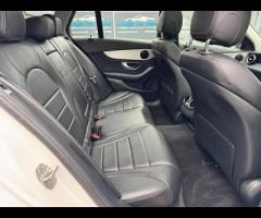 Mercedes-Benz C Class GREAT SPEC, PREMIUM MODEL,2 KEYS, RECENT SERVICE, 7 SERVICES IN TOTAL INCLUDIN - 44